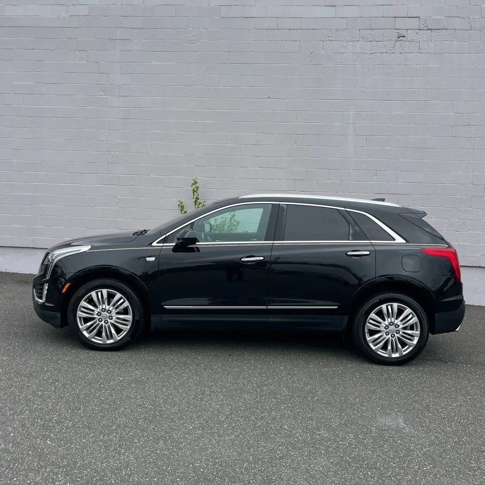 Used 2017 Cadillac XT5 Premium Luxury AWD/4WD image 3