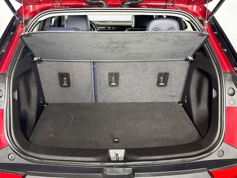 Used 2023 Chevrolet Bolt EUV LT w/ Convenience Package image 20