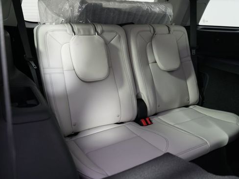 New 2026 Lincoln Aviator Reserve AWD/4WD image 19