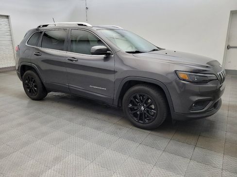 Used 2020 Jeep Cherokee Latitude Plus w/ Comfort/Convenience Group FWD image 11
