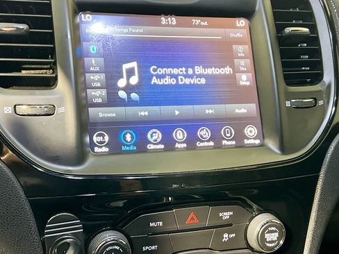 Used 2019 Chrysler 300 S RWD image 27