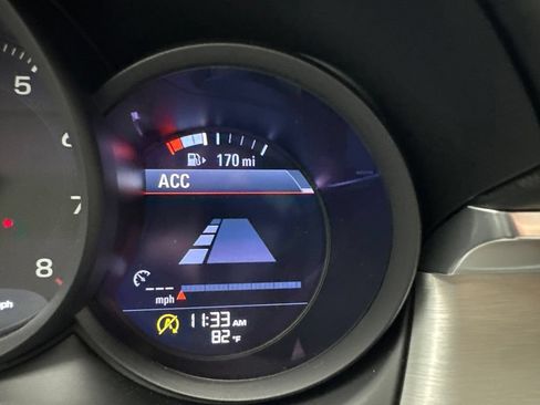 Certified 2026 Porsche Macan AWD/4WD image 15