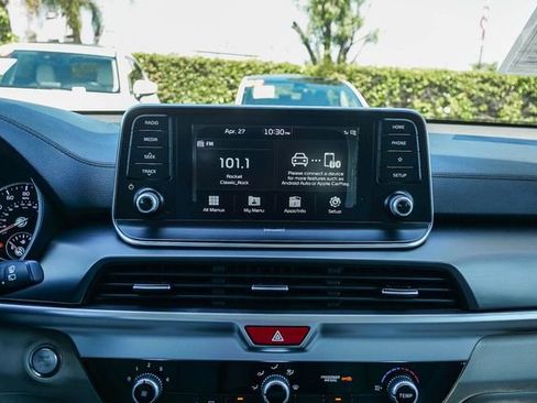 Used 2020 Kia Telluride S w/ S 8 Passenger Seating Package FWD image 15