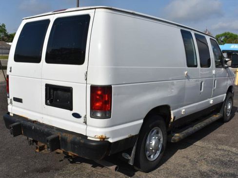 Used 2008 Ford E-250 and Econoline 250 RWD image 4