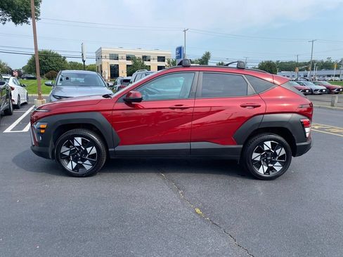 Certified 2024 Hyundai Kona SEL w/ Convenience Package AWD/4WD image 7
