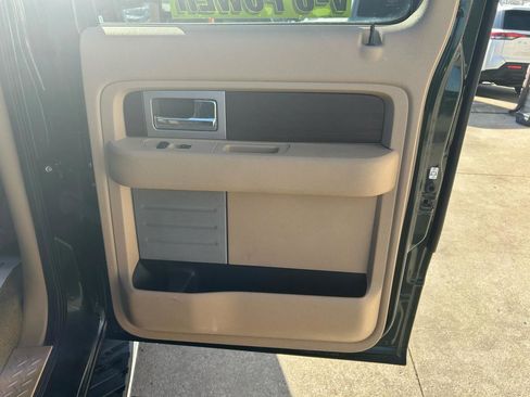 Used 2014 Ford F150 King Ranch w/ King Ranch Luxury Package image 14