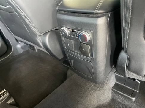 Used 2022 Ford Explorer XLT w/ Equipment Group 202A AWD/4WD image 48