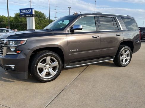 Used 2018 Chevrolet Tahoe Premier AWD/4WD image 5