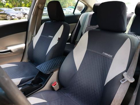 Used 2012 Honda Civic LX image 6