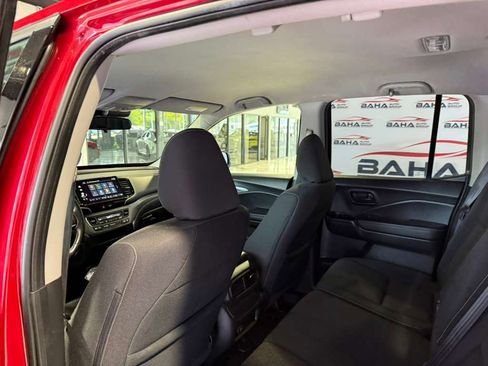 Used 2025 Honda Ridgeline Sport image 40