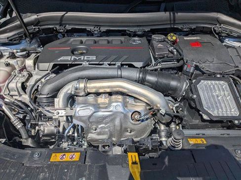 New 2026 Mercedes-Benz GLA 35 AMG 4MATIC image 15