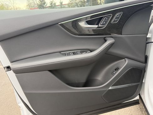 Used 2023 Audi Q7 3.0T Premium Plus w/ Premium Plus Package image 12