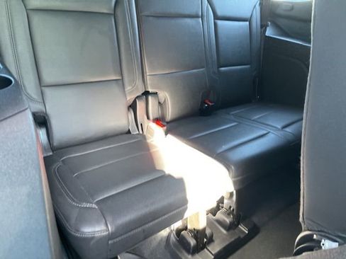 Used 2025 Chevrolet Tahoe LT AWD/4WD image 18