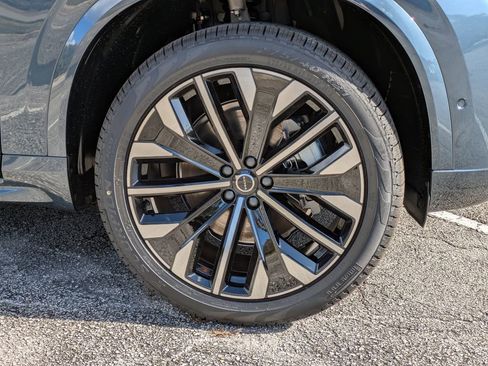 New 2026 Volvo XC90 B6 Ultra w/ Protection Package image 21