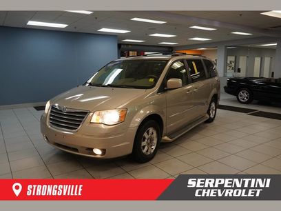 Used 2009 Chrysler Town & Country Touring