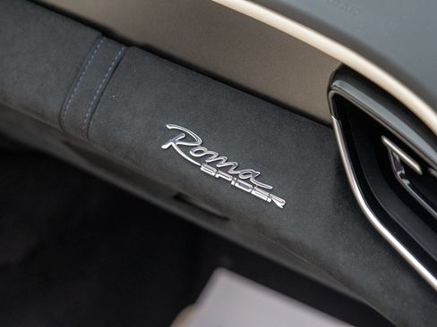 Used 2026 Ferrari Roma Spider RWD image 29