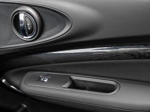 Used 2024 MINI Cooper Clubman S w/ Signature Upholstery Package image 13