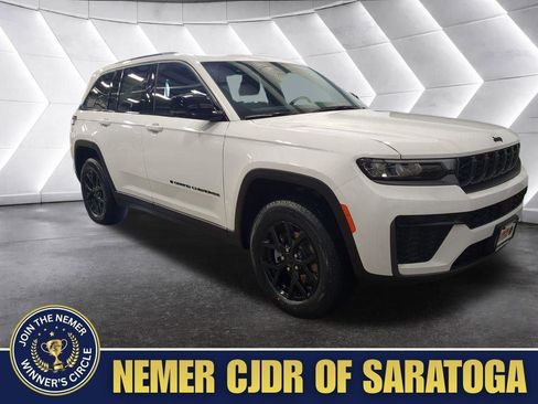 New 2026 Jeep Grand Cherokee Altitude image 1