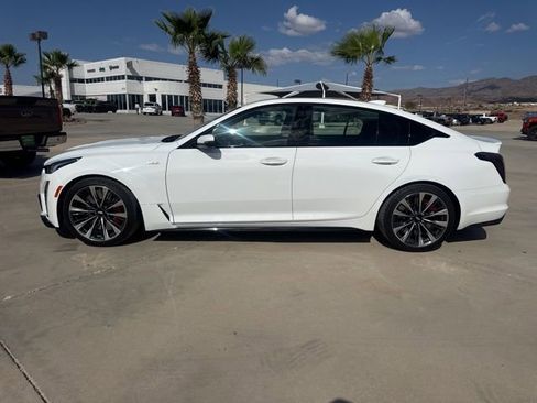 Used 2022 Cadillac CT5 V Blackwing image 2