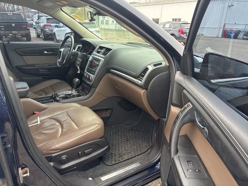 Used 2017 GMC Acadia Limited SLT image 28