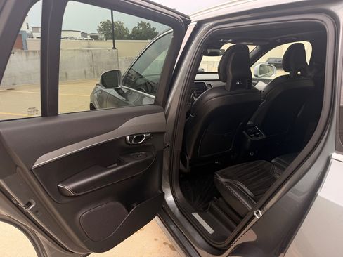 Used 2018 Volvo XC90 T6 R-Design AWD/4WD image 15