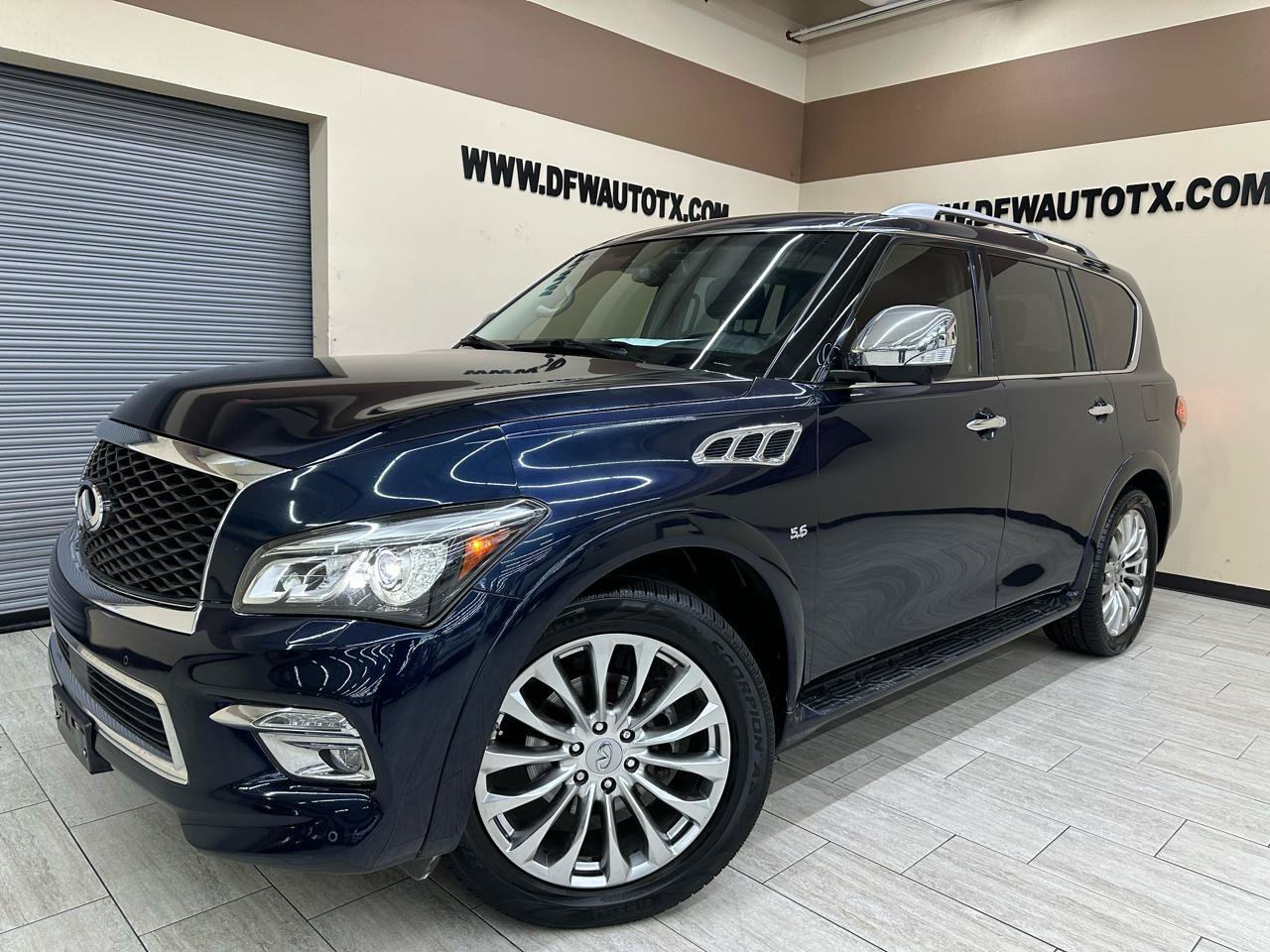 Used 2015 INFINITI QX80 4WD w/ Deluxe Technology Package image 1