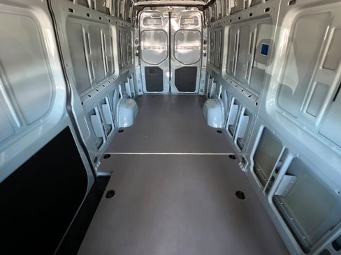 New 2026 Mercedes-Benz Sprinter 2500 image 23