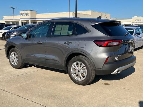 Certified 2025 Ford Escape Active w/ Cold Weather Package AWD/4WD image 4