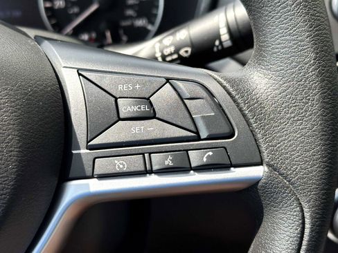 Used 2022 Nissan Altima 2.5 SV image 21