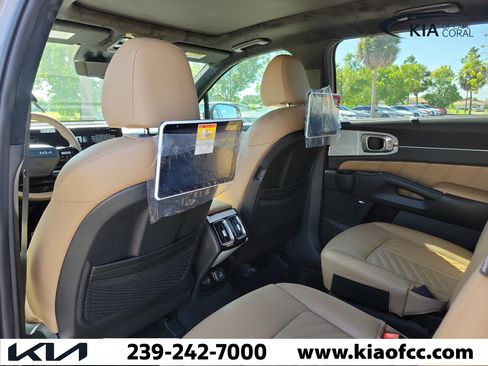 New 2026 Kia Sorento SX Prestige w/ Olive Brown Leather Package AWD/4WD image 14