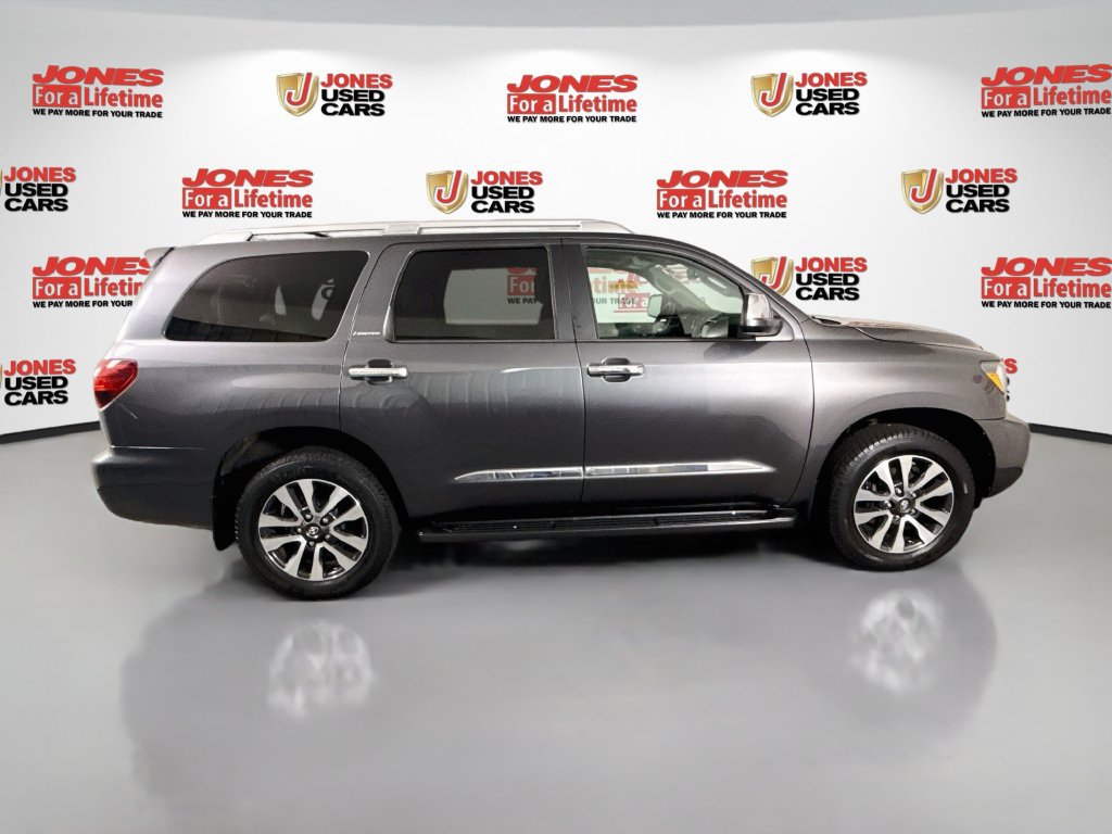 Used 2018 Toyota Sequoia Limited w/ Safety & Convenience Package AWD/4WD image 18