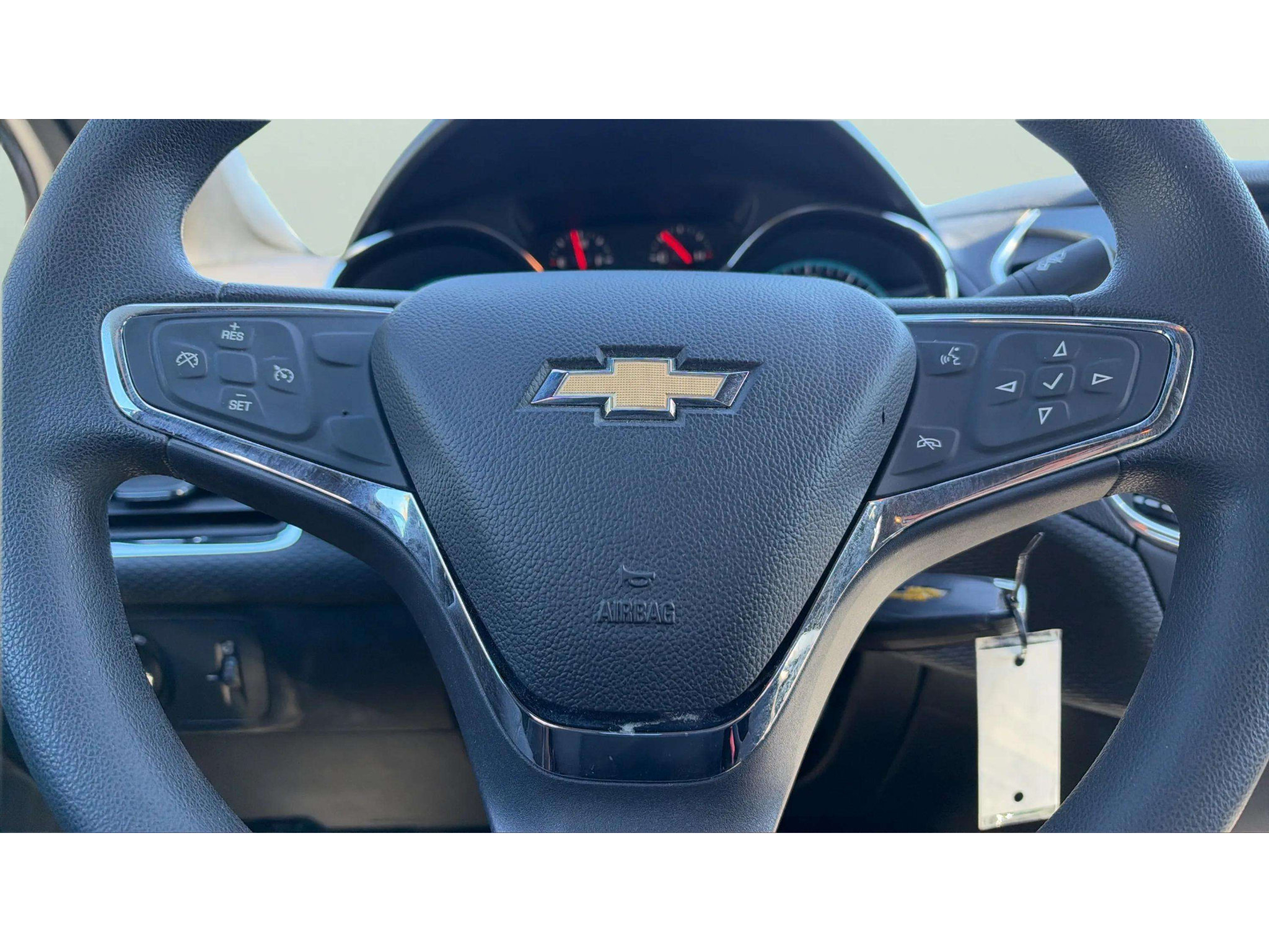 Used 2018 Chevrolet Cruze LT w/ RS Package FWD image 14