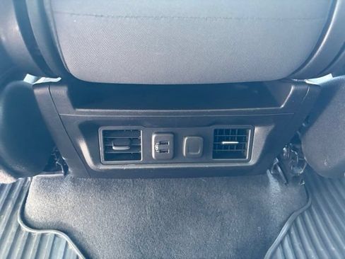 Used 2021 Chevrolet Silverado 1500 LT w/ Work Truck Package AWD/4WD image 11