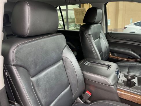 Used 2019 Chevrolet Tahoe LT RWD image 25