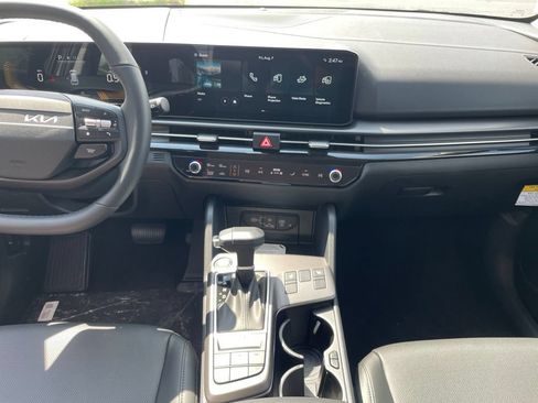 New 2026 Kia Sportage EX AWD/4WD image 11