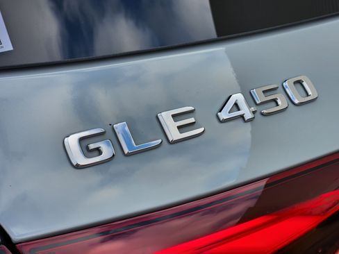 Used 2024 Mercedes-Benz GLE 450 GLE 450 image 11