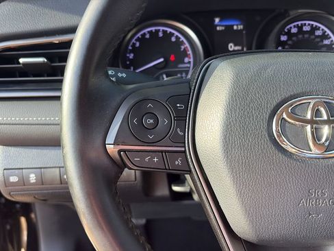 Used 2021 Toyota Camry SE FWD image 20