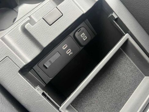 Used 2025 MAZDA CX-5 AWD 2.5 S w/ Preferred Package image 30