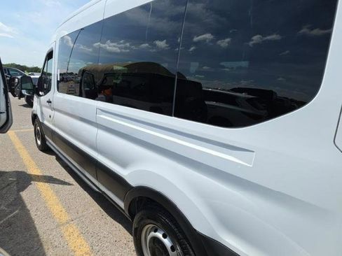 Used 2024 Ford Transit 350 XL image 4