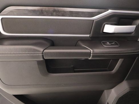 Used 2024 RAM 2500 Big Horn w/ Bed Utility Group image 15