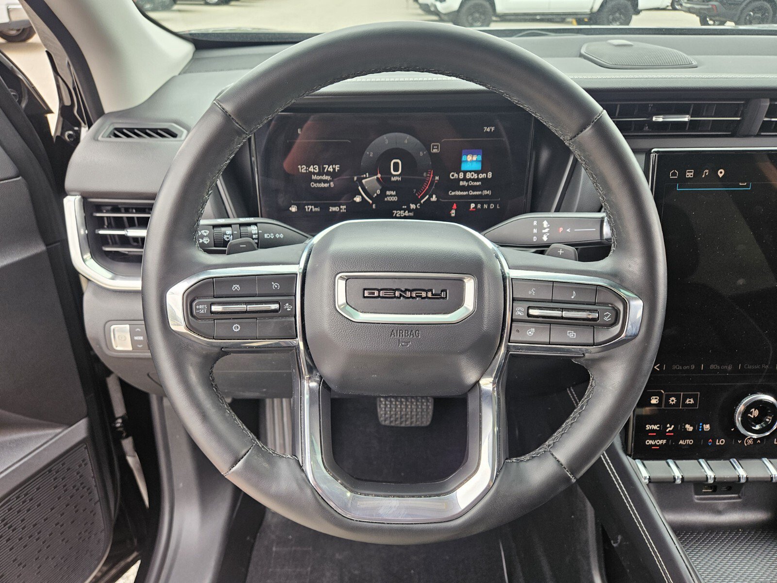 Used 2026 GMC Terrain Denali AWD/4WD image 25