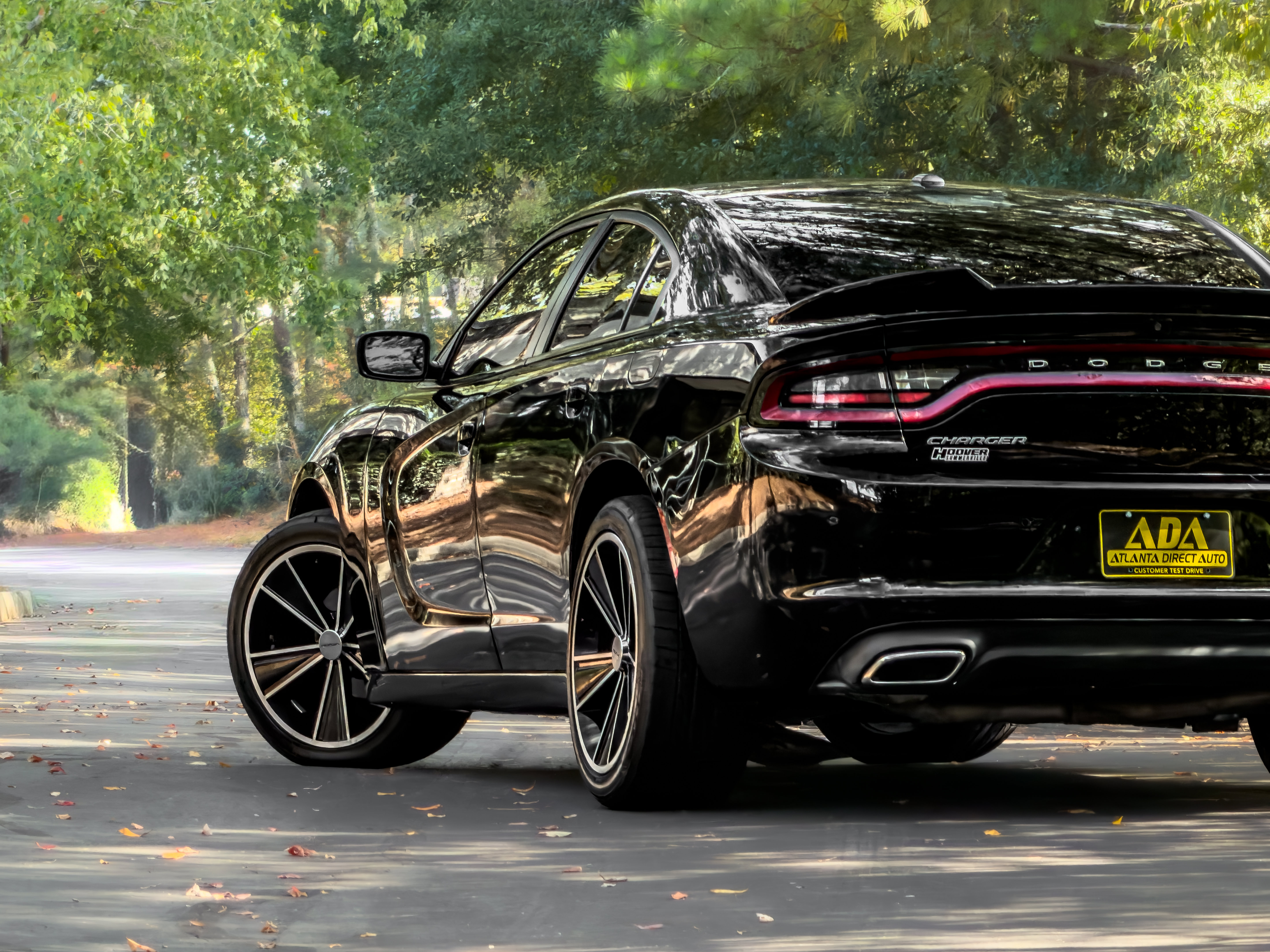 Used 2022 Dodge Charger SXT w/ Leather Interior Group RWD image 29