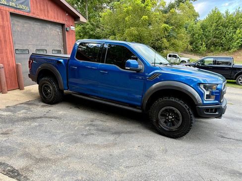 Used 2018 Ford F150 Raptor w/ Equipment Group 802A Luxury AWD/4WD image 9