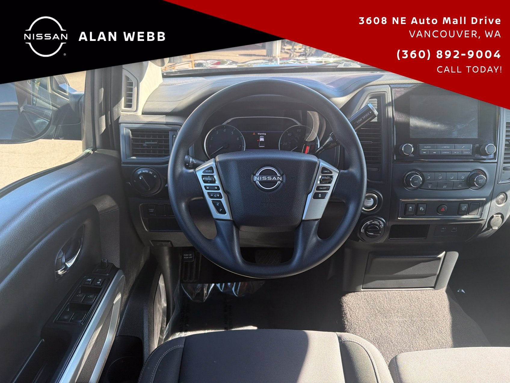 Used 2023 Nissan Titan SV AWD/4WD image 12