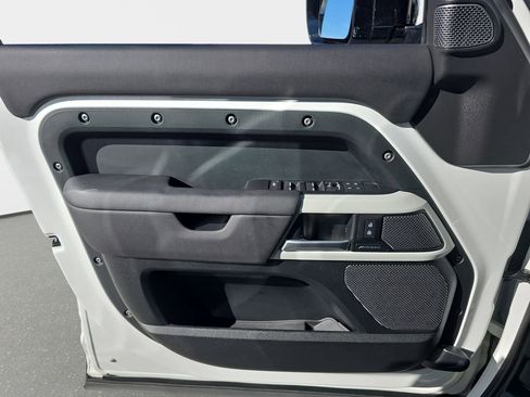 Certified 2024 Land Rover Defender 110 S image 27