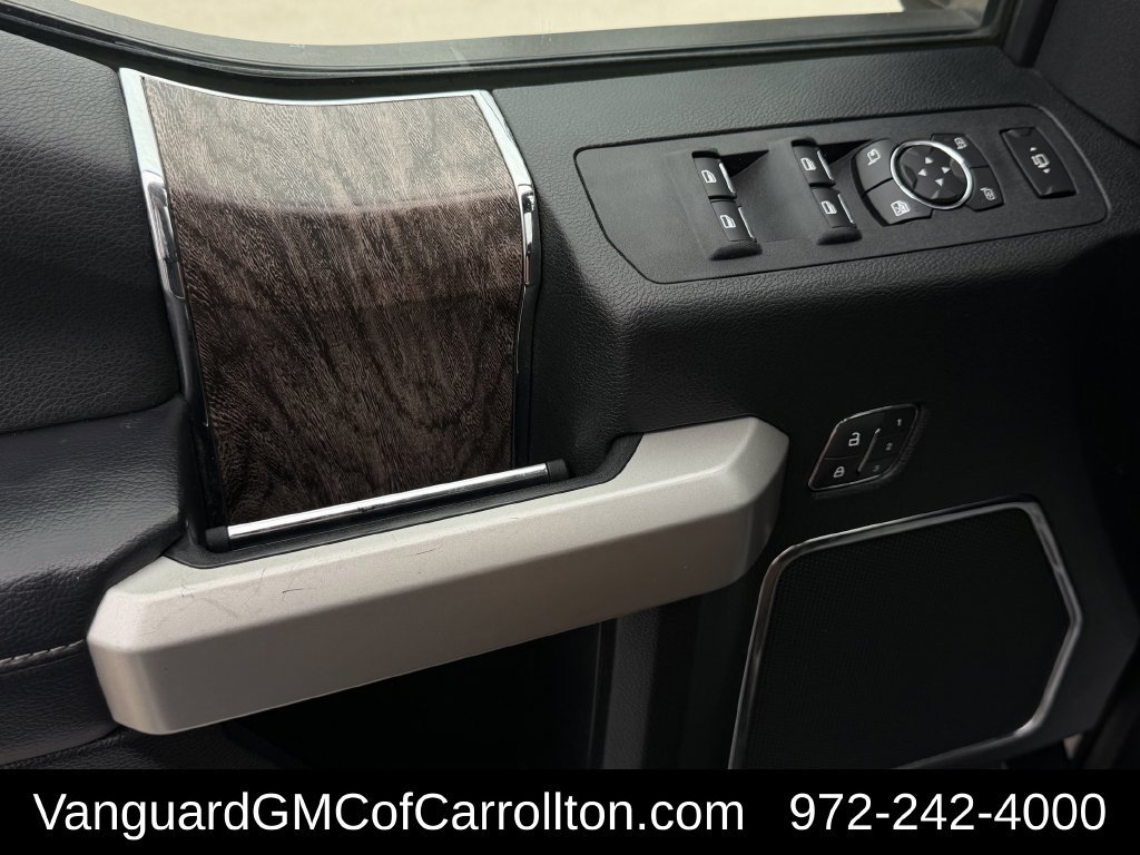 Used 2019 Ford F250 Lariat w/ Lariat Ultimate Package AWD/4WD image 26
