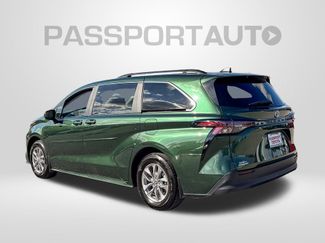 Certified 2025 Toyota Sienna LE video 3