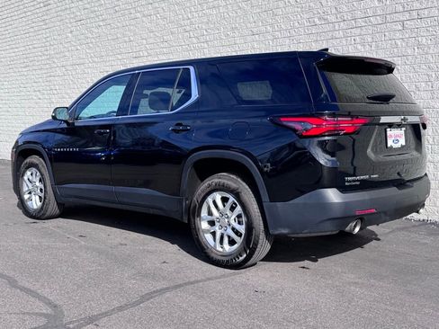 Used 2023 Chevrolet Traverse LS w/ Safety Package AWD/4WD image 13