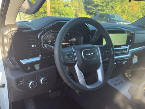 New 2026 GMC Sierra 1500 Elevation image 20
