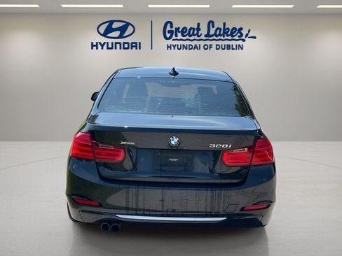 Used 2013 BMW 328i xDrive Sedan AWD/4WD image 4